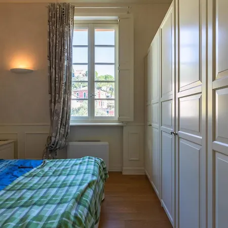 Attico Vista Mare E Posto Auto Apartmán